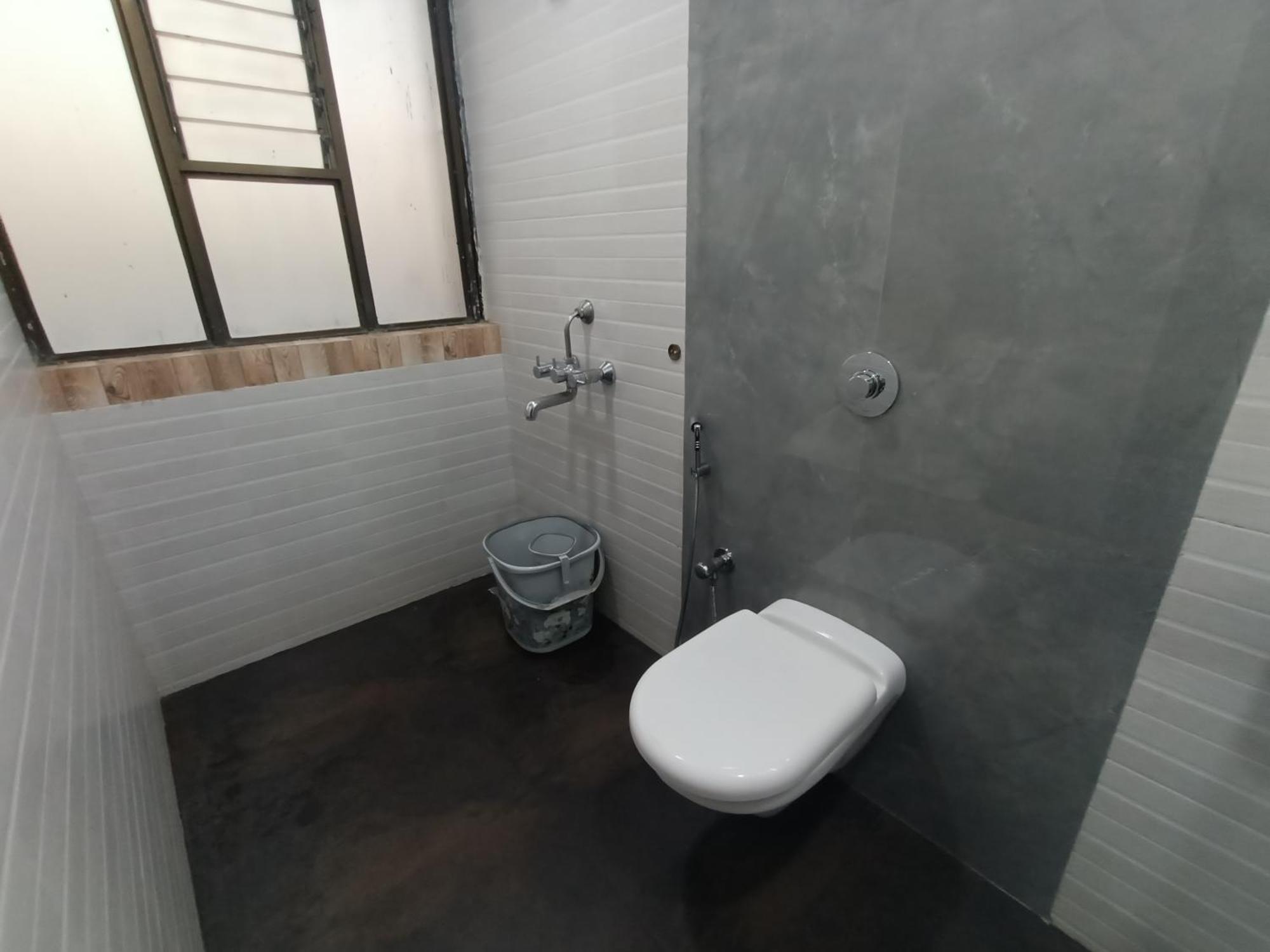 Hotel Triton - Near Us Embassy - In Sion Mumbai (Bombay)